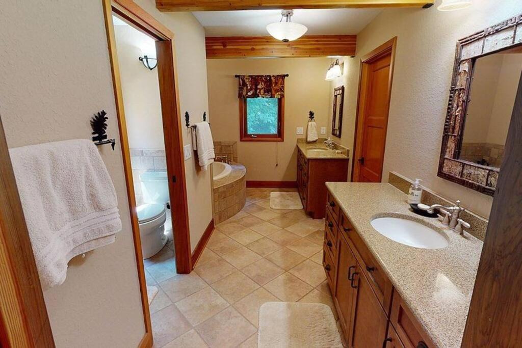 --Mountain Chalet Getaway With Breathtaking View Next To Tail Of Dragon-- Robbinsville Exteriör bild