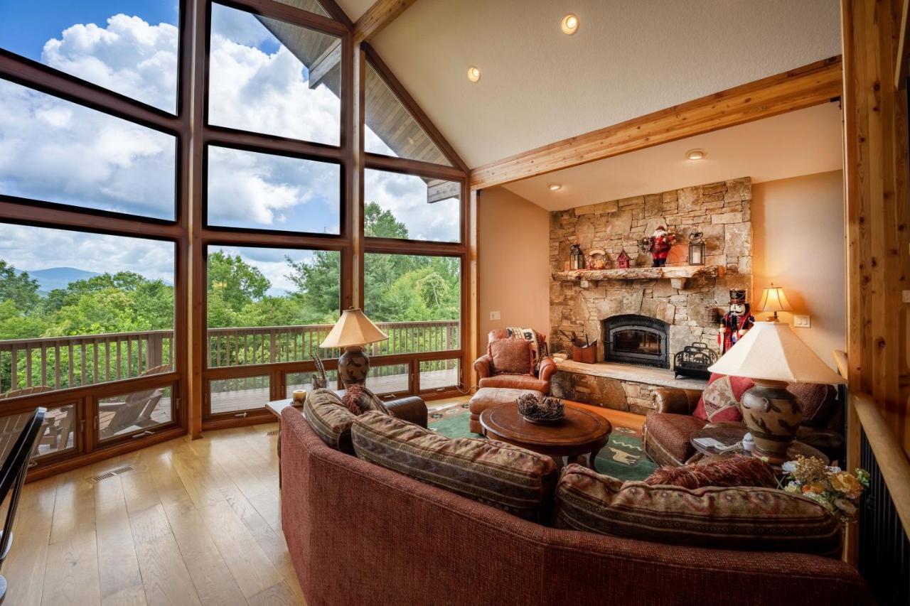 --Mountain Chalet Getaway With Breathtaking View Next To Tail Of Dragon-- Robbinsville Exteriör bild