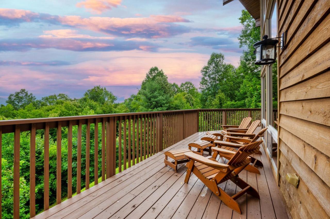 --Mountain Chalet Getaway With Breathtaking View Next To Tail Of Dragon-- Robbinsville Exteriör bild