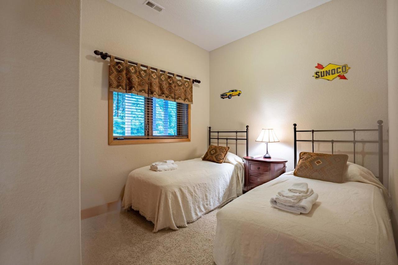 --Mountain Chalet Getaway With Breathtaking View Next To Tail Of Dragon-- Robbinsville Exteriör bild